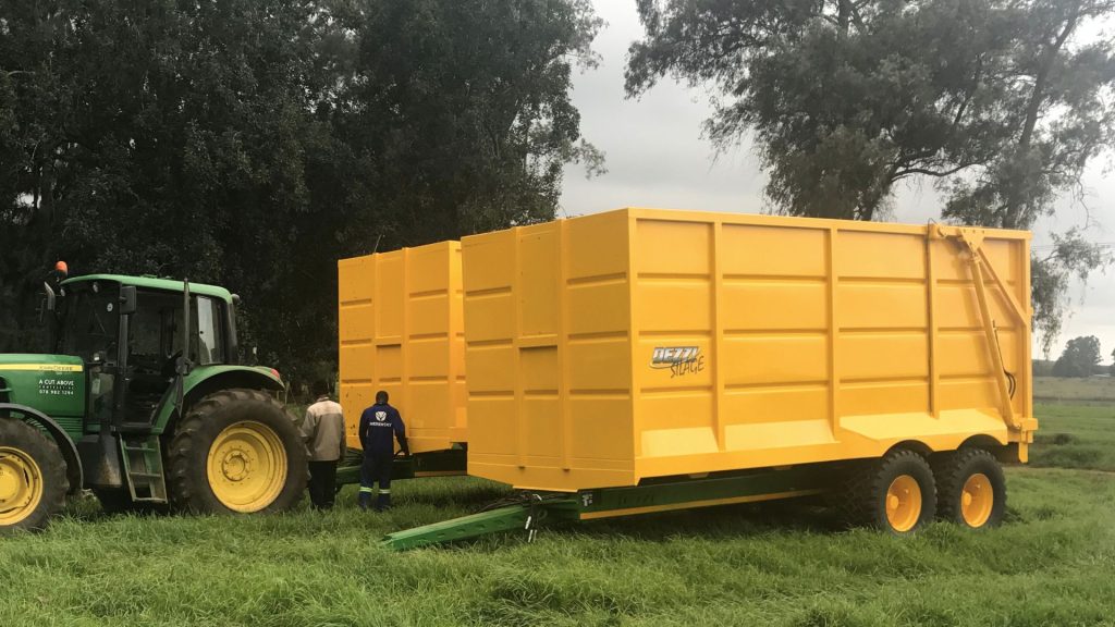 Dezzi Silage Trailer