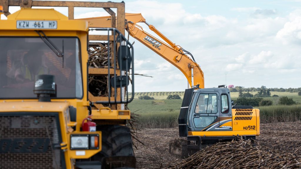 Dezzi KATO HD512 Excavator