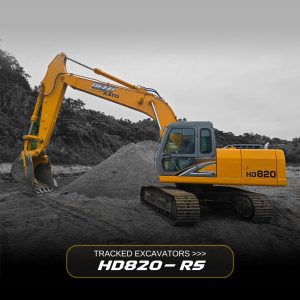 Dezzi KATO HD820 Excavator