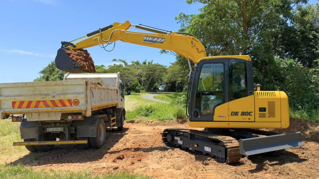 DEZZI DE80C EXCAVATOR - Dezzi Equipment